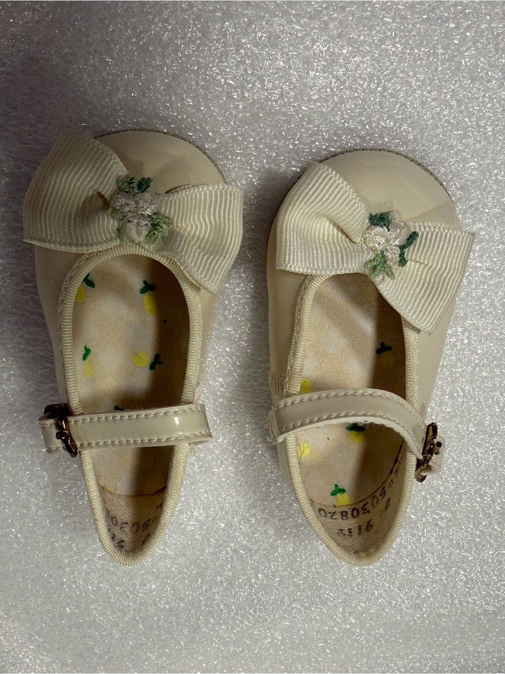 Vintage Baby Girl Mary Jane Shoes Size 0 Floral Bow + 2 Pairs Socks